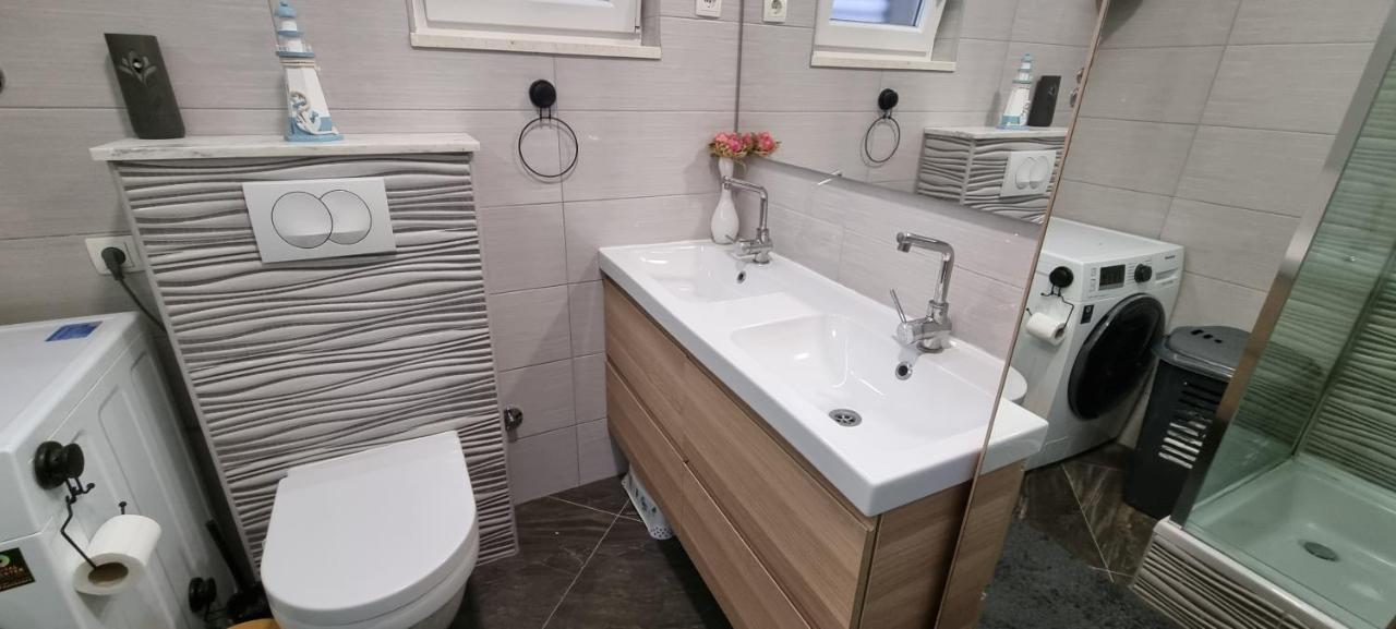 Luxurious Three Bedrooms Apartment With Two Terraces Kastela Luaran gambar