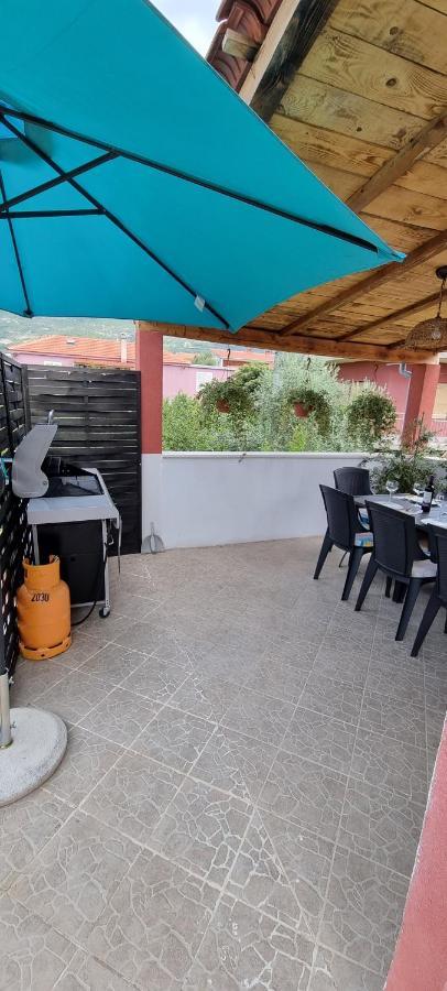 Luxurious Three Bedrooms Apartment With Two Terraces Kastela Luaran gambar